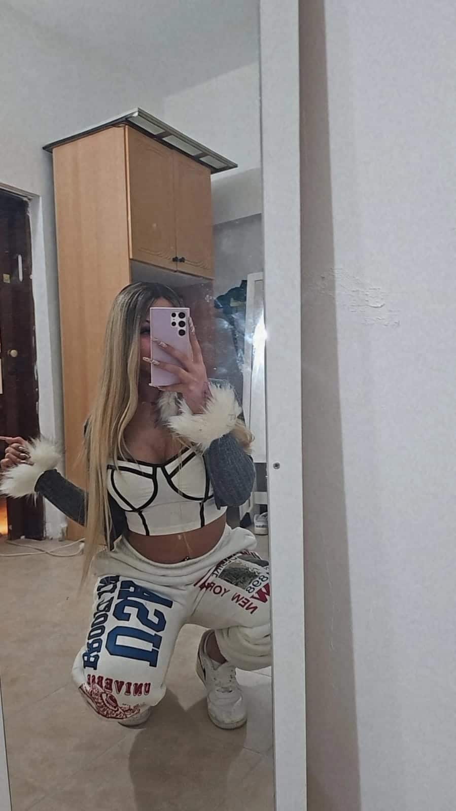 קנדי קוקסינלית יפייפיה בחיפה